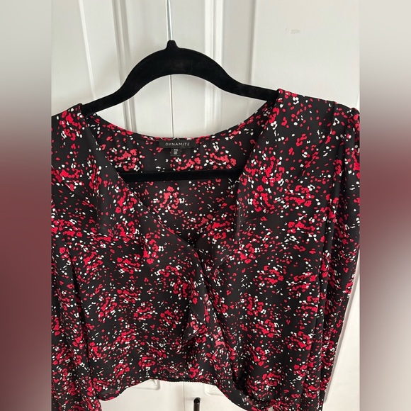 Dynamite Floral Blouse - Picture 4 of 6